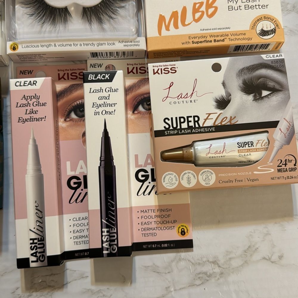 Kiss lashes for eyes day to day looks and lash glue liner in dark and clear - Picture 4 of 8